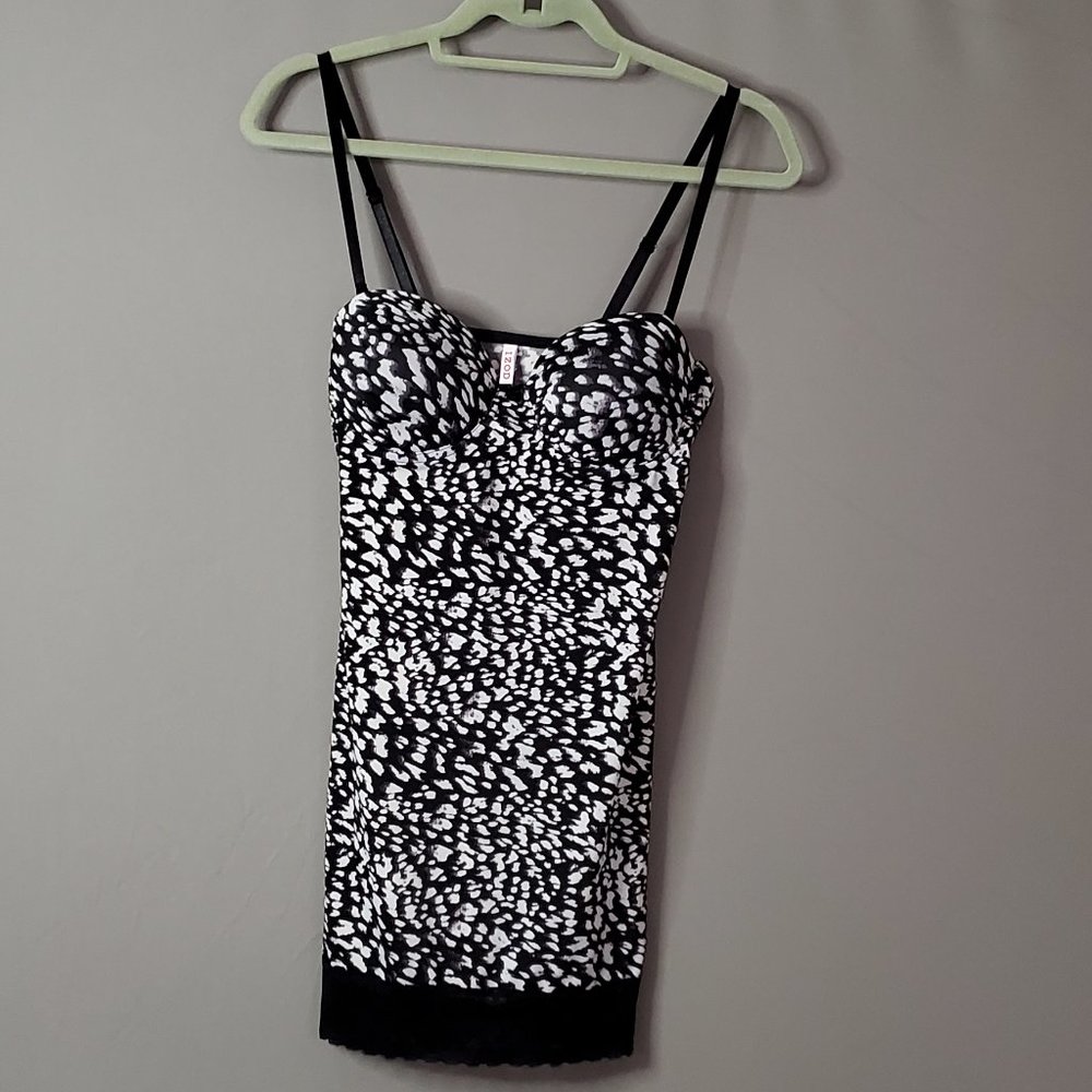 IZOD SLIP SHAPEWEAR